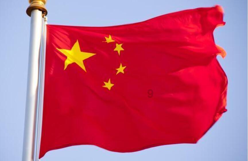 王思聪新年理发被偶遇,网传花费1万五,新造型被指最多10元